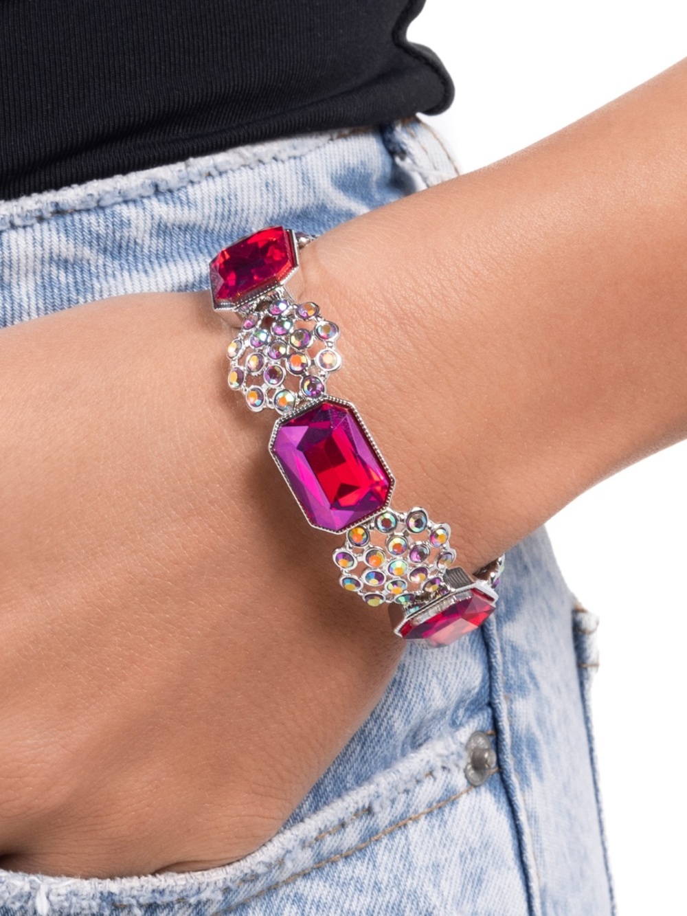 NWT Pink Prismatic Gems & Flowers Bracelet